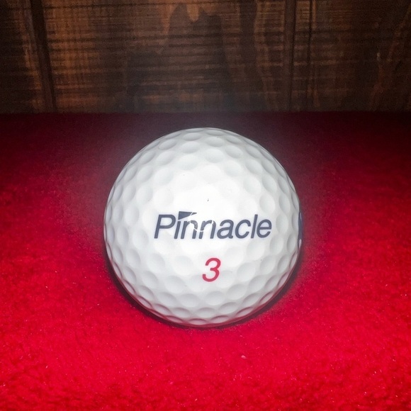 Logan Golf and Country Club Course Logo Graphic Pinnacle Collectable Golf Ball - Picture 2 of 5